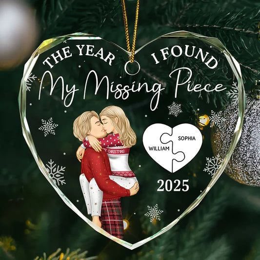 TheYearIFoundMyMissingPieceKissingCouples PersonalizedHeartShapedGlassOrnament DEF